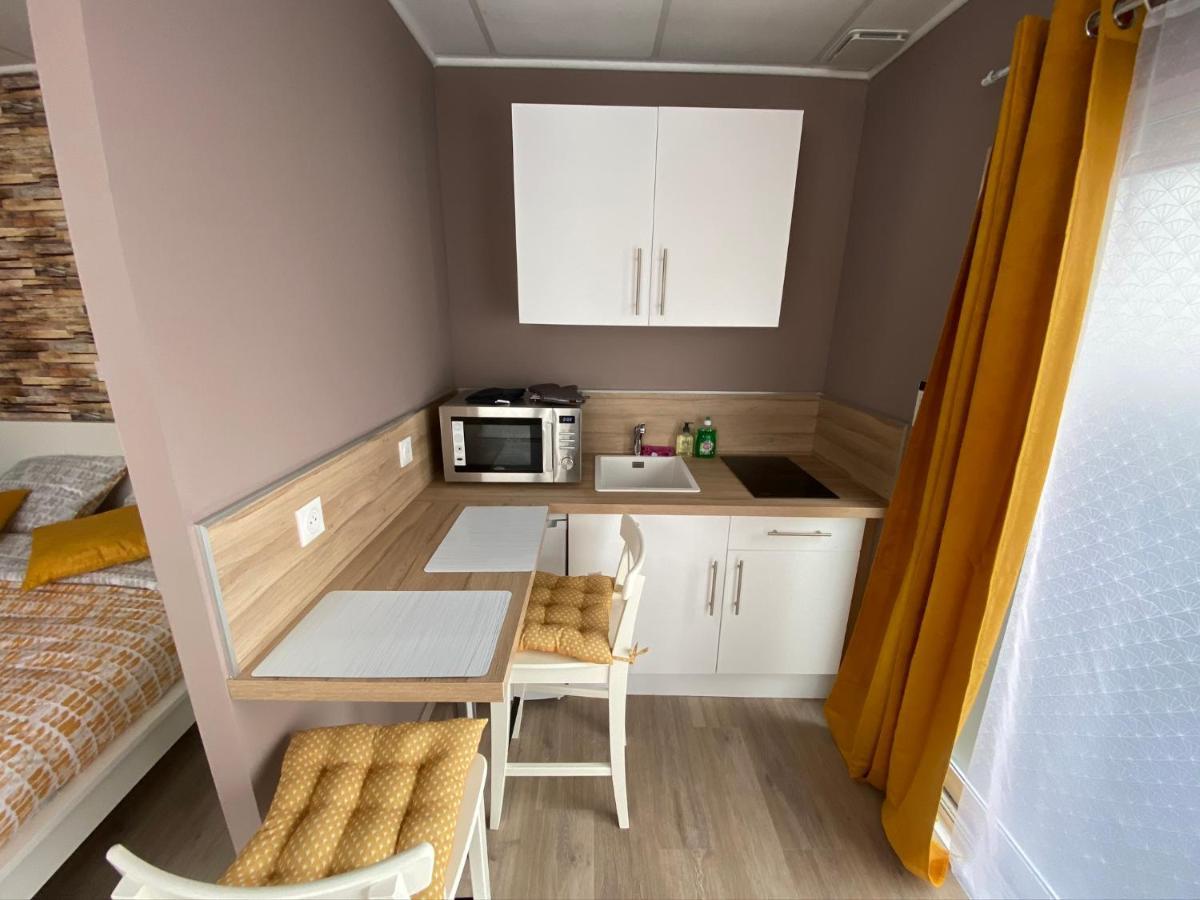 Logements Equipes A Onnaing Avec Espace Balneo En Option Proche Toyota, Autoroute Et Valenciennes Экстерьер фото