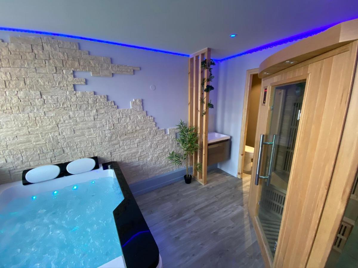 Logements Equipes A Onnaing Avec Espace Balneo En Option Proche Toyota, Autoroute Et Valenciennes Экстерьер фото